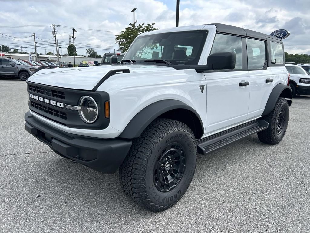 New 2026 Oxford White Ford Base image 8