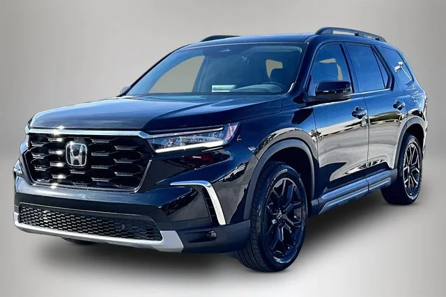 New 2025 Honda Pilot Touring+ 4D Sport Utility