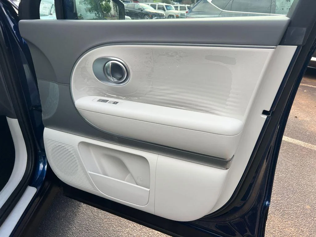 2026 Hyundai IONIQ 9 SE - Photo 35