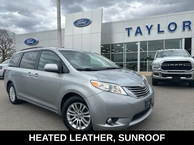 2015 Toyota Sienna