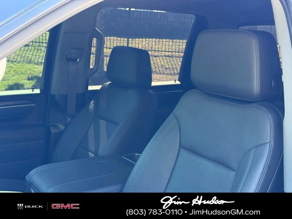 Used 2025 Black Chevrolet LTZ image 17