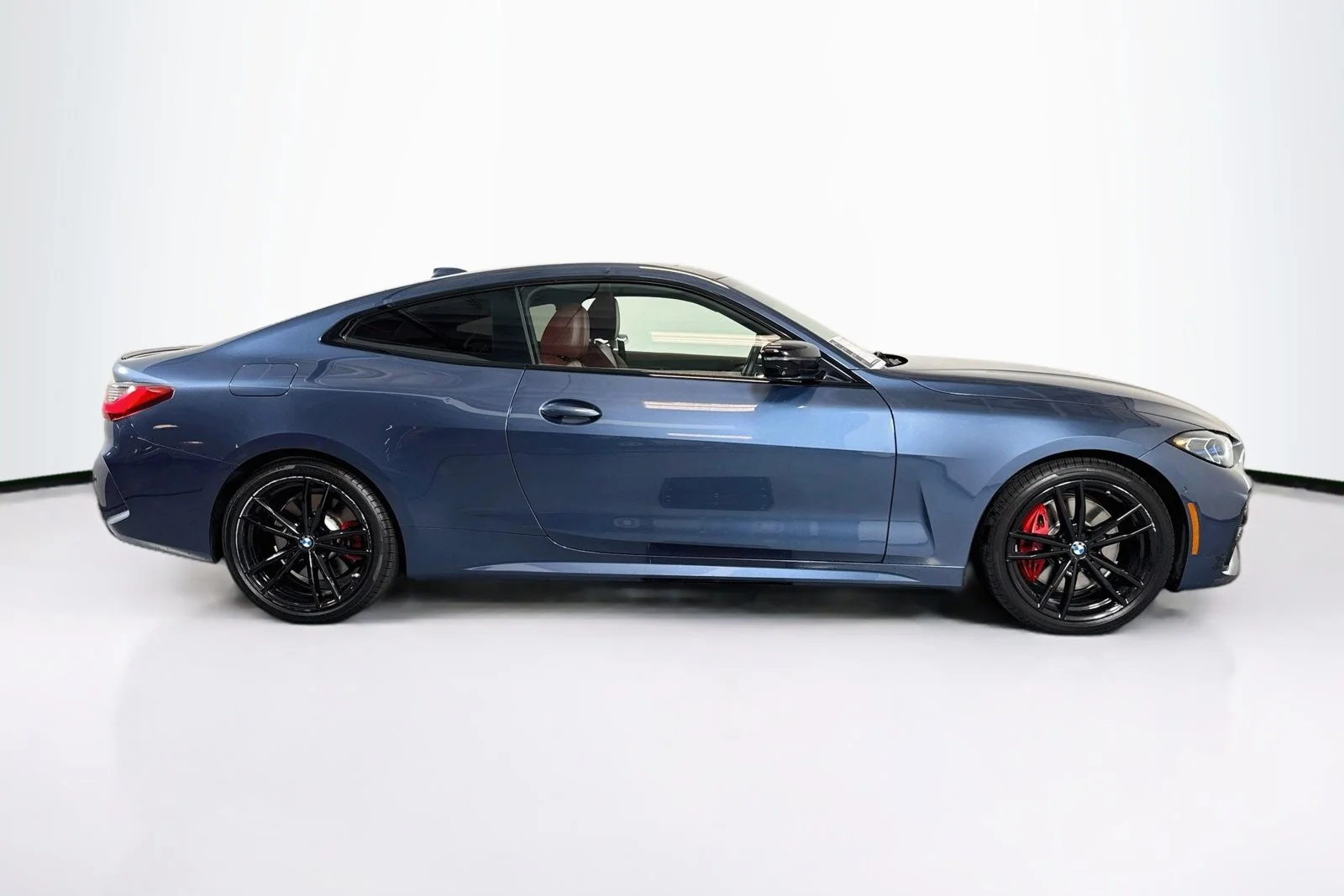 Used 2021 Arctic Race Blue Metallic BMW M440i xDrive image 4