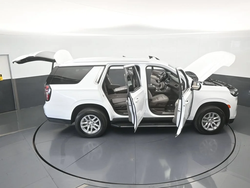 Used 2024 Summit White Chevrolet LT image 67