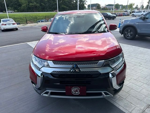 Used 2020 Red Diamond Mitsubishi SE image 9