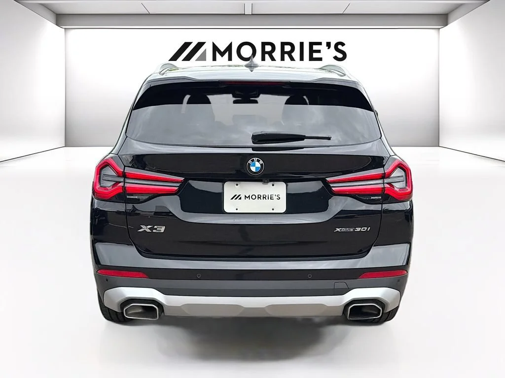 Used 2023  BMW xDrive30i image 6