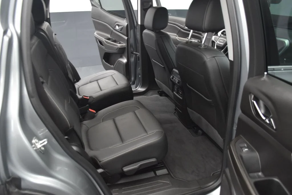 Certified Used 2023 Silver GMC SLT image 25
