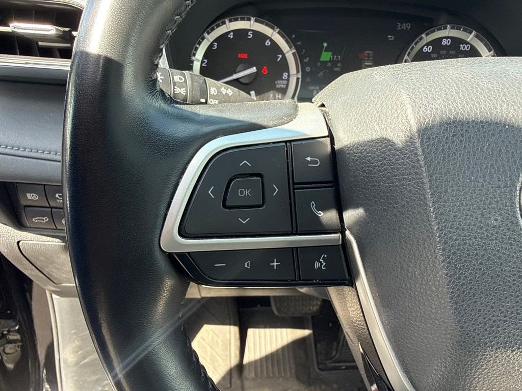 Used 2022 Midnight Black Metallic Toyota Platinum image 10