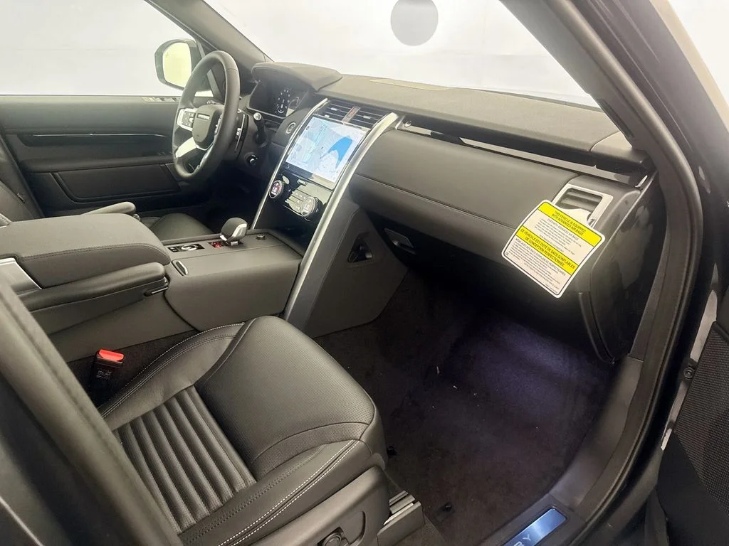 New 2026 Carpathian Grey Land Rover S image 28