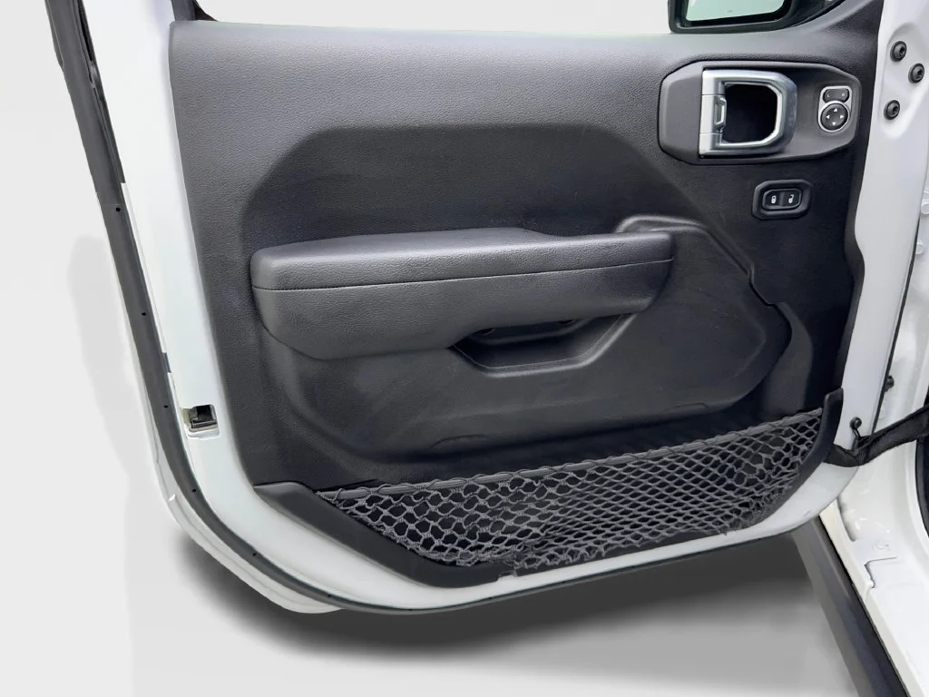 Used 2023 White Jeep Mojave image 33