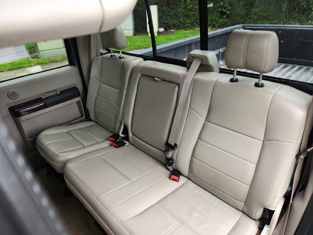 Used 2008  Ford XL image 22