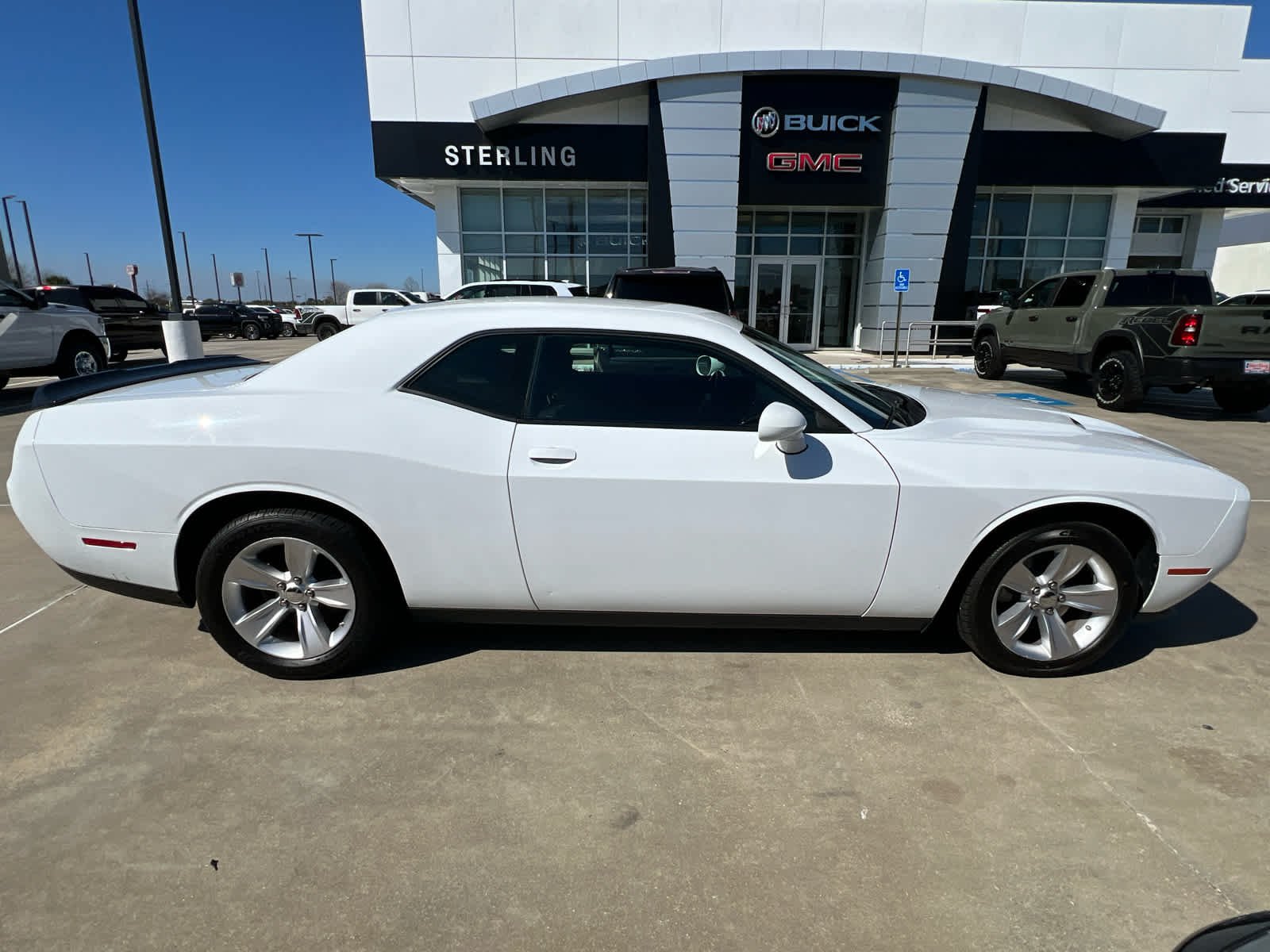 2023 Dodge Challenger SXT