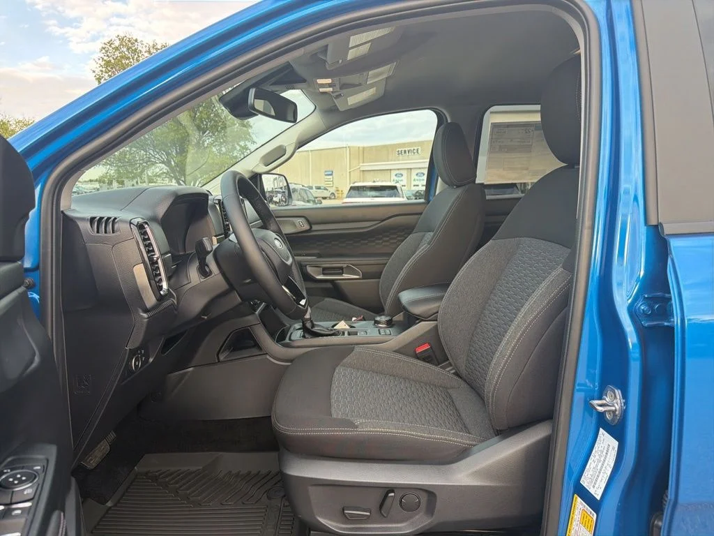 New 2025 Blue Ford XLT image 21