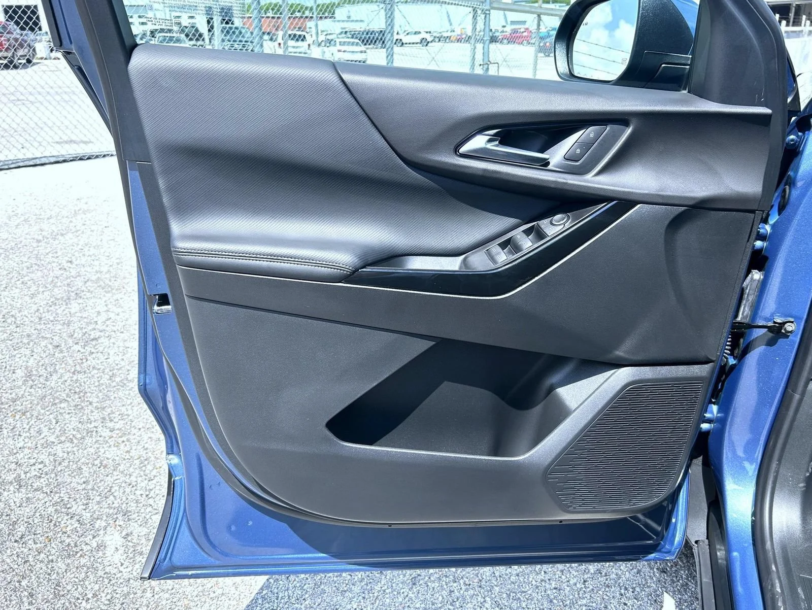 New 2027 Lakeshore Blue Metallic Chevrolet LT image 9