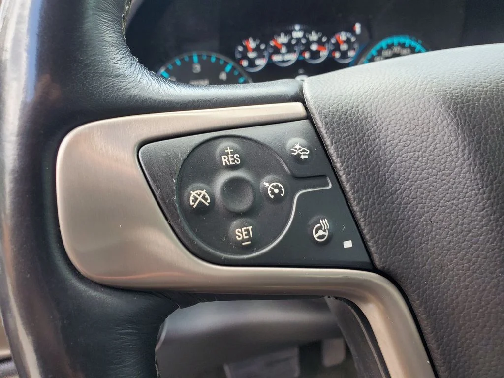 Used 2018 Black GMC Denali image 18