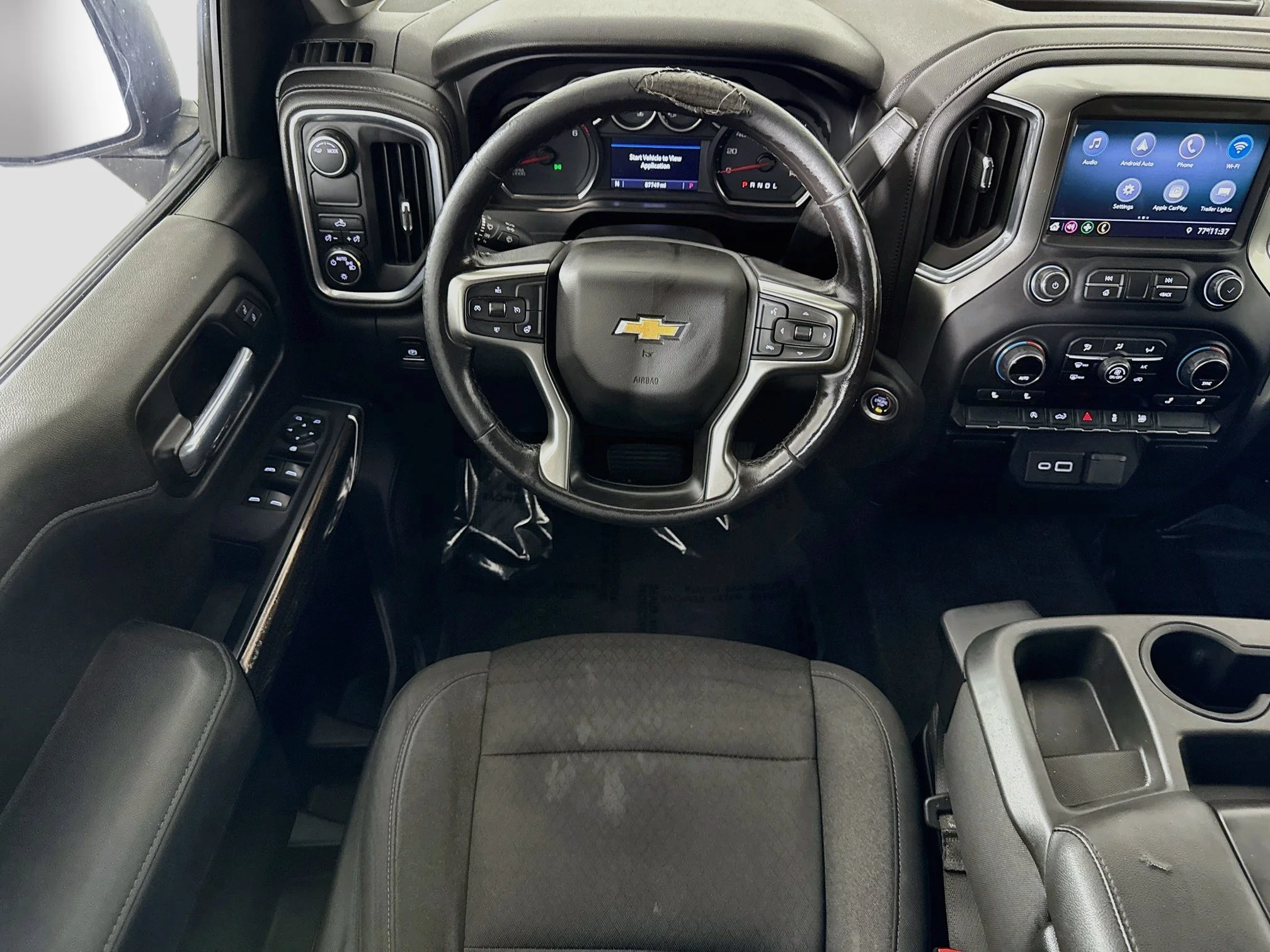 Used 2020 BLACK Chevrolet LT image 24