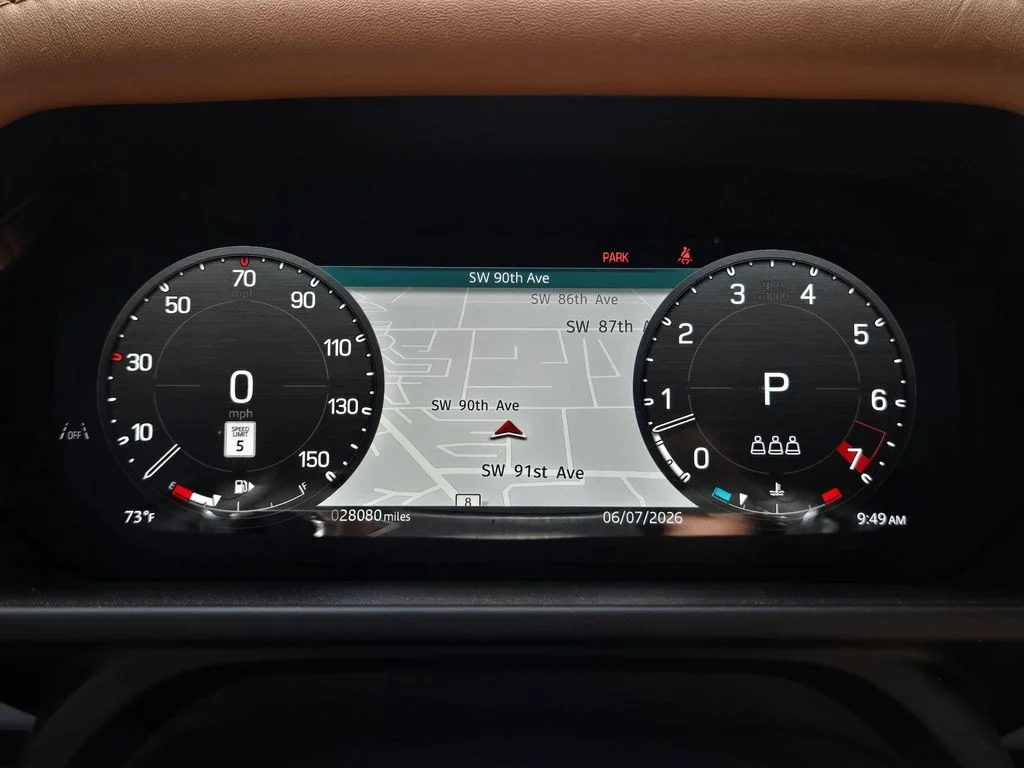 Used 2024 Tasman Blue Metallic Land Rover X-Dynamic SE image 25