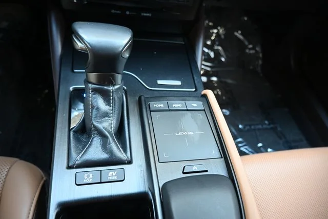Certified Used 2020 NEBULA GRAY PEARL Lexus 300h image 33