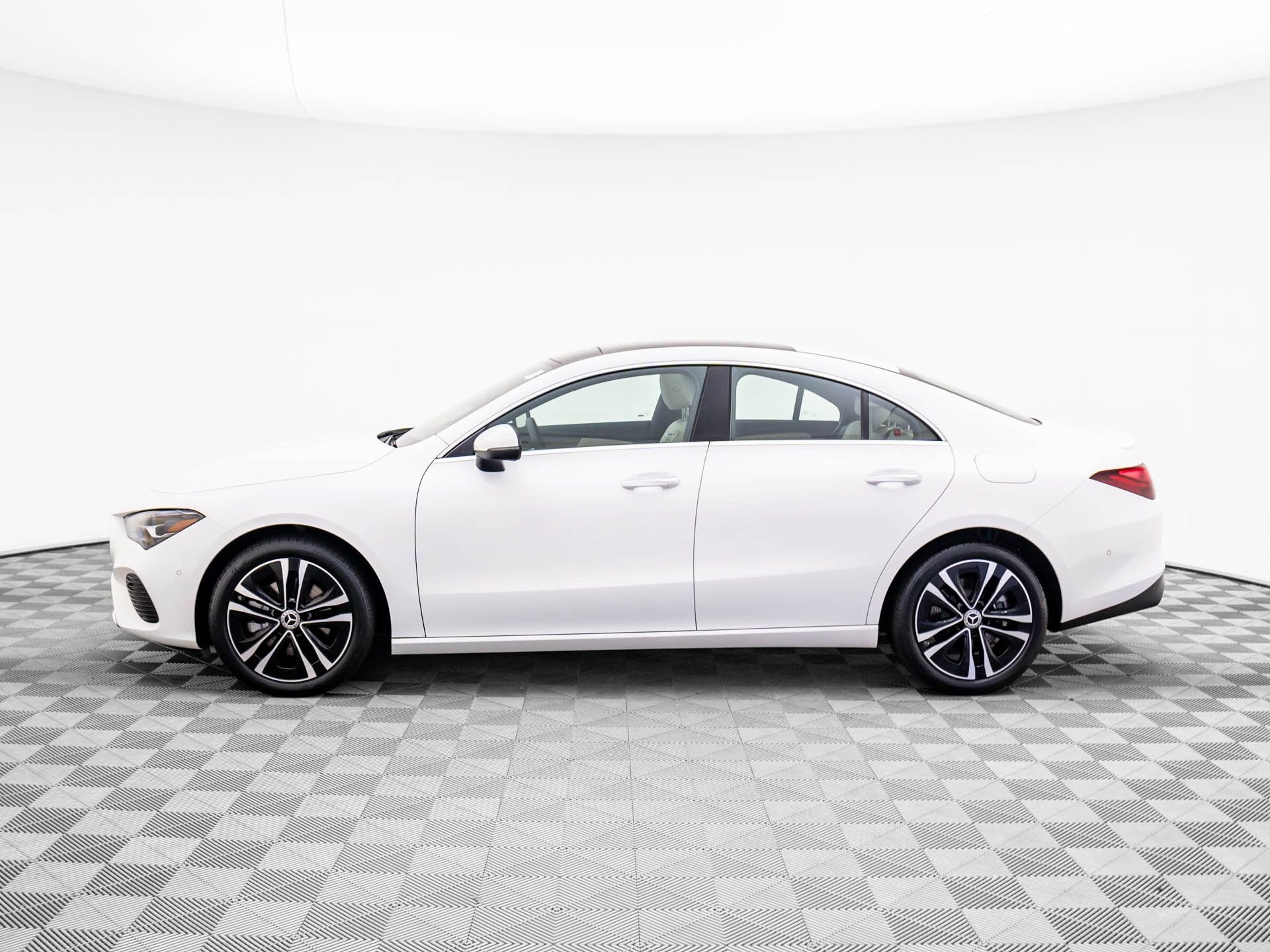 New 2026 Polar White Mercedes-Benz CLA 250 image 2
