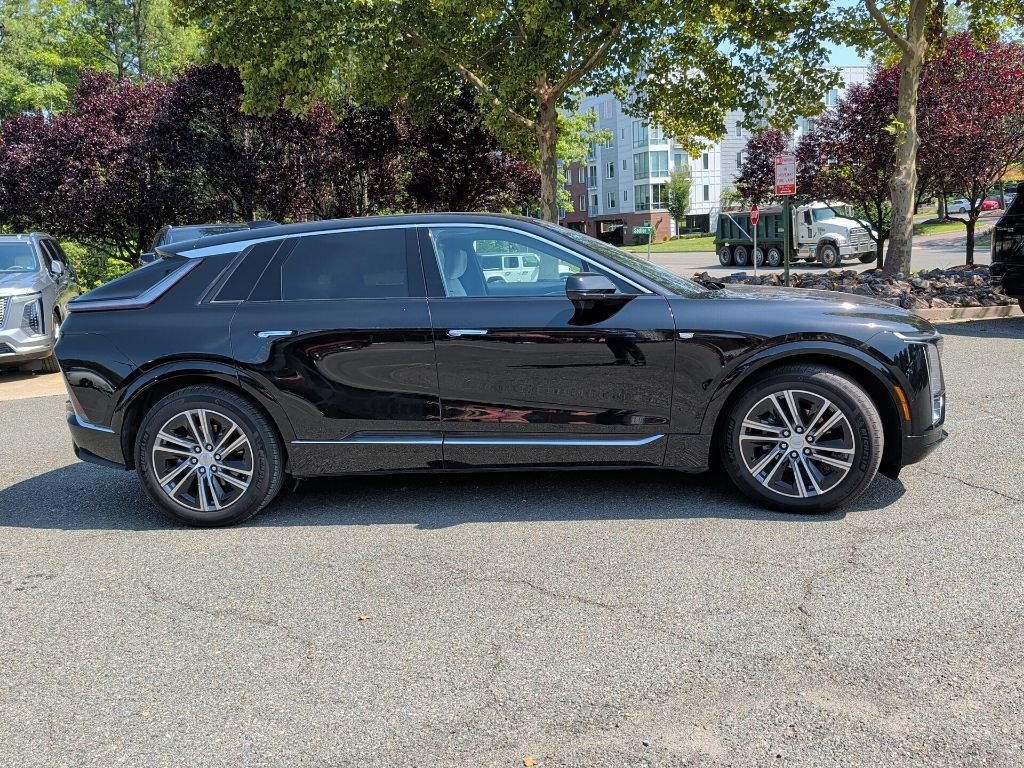 Certified 2024 Cadillac LYRIQ Luxury 2 with VIN 1GYKPRRL9RZ117486 for sale in Richmond, VA