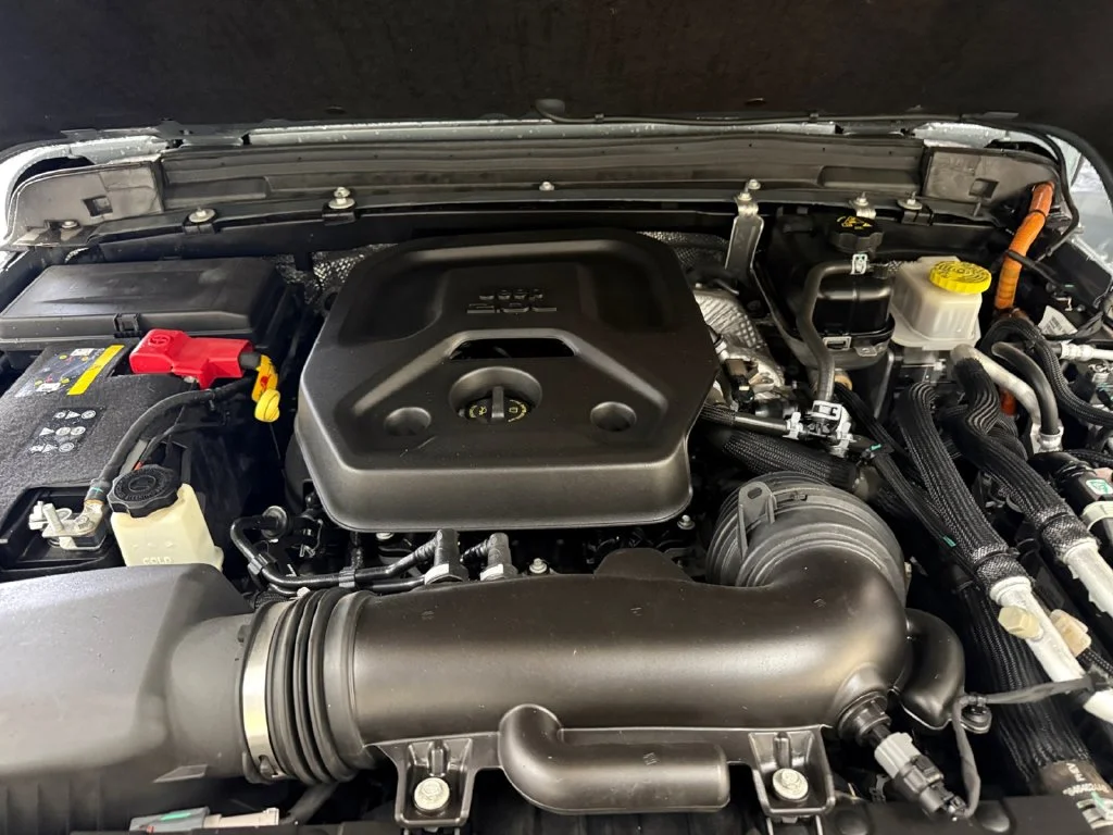 Used 2024 Gray Jeep Sport S 4xe image 21