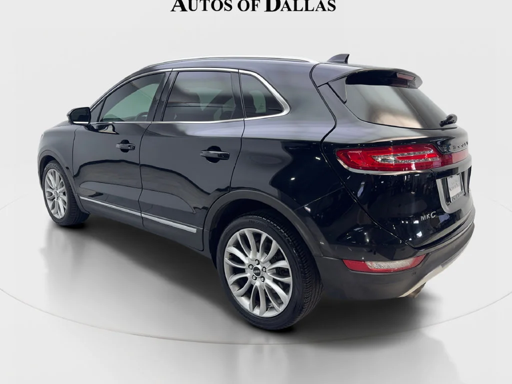 Used 2017 Black Lincoln Reserve image 10