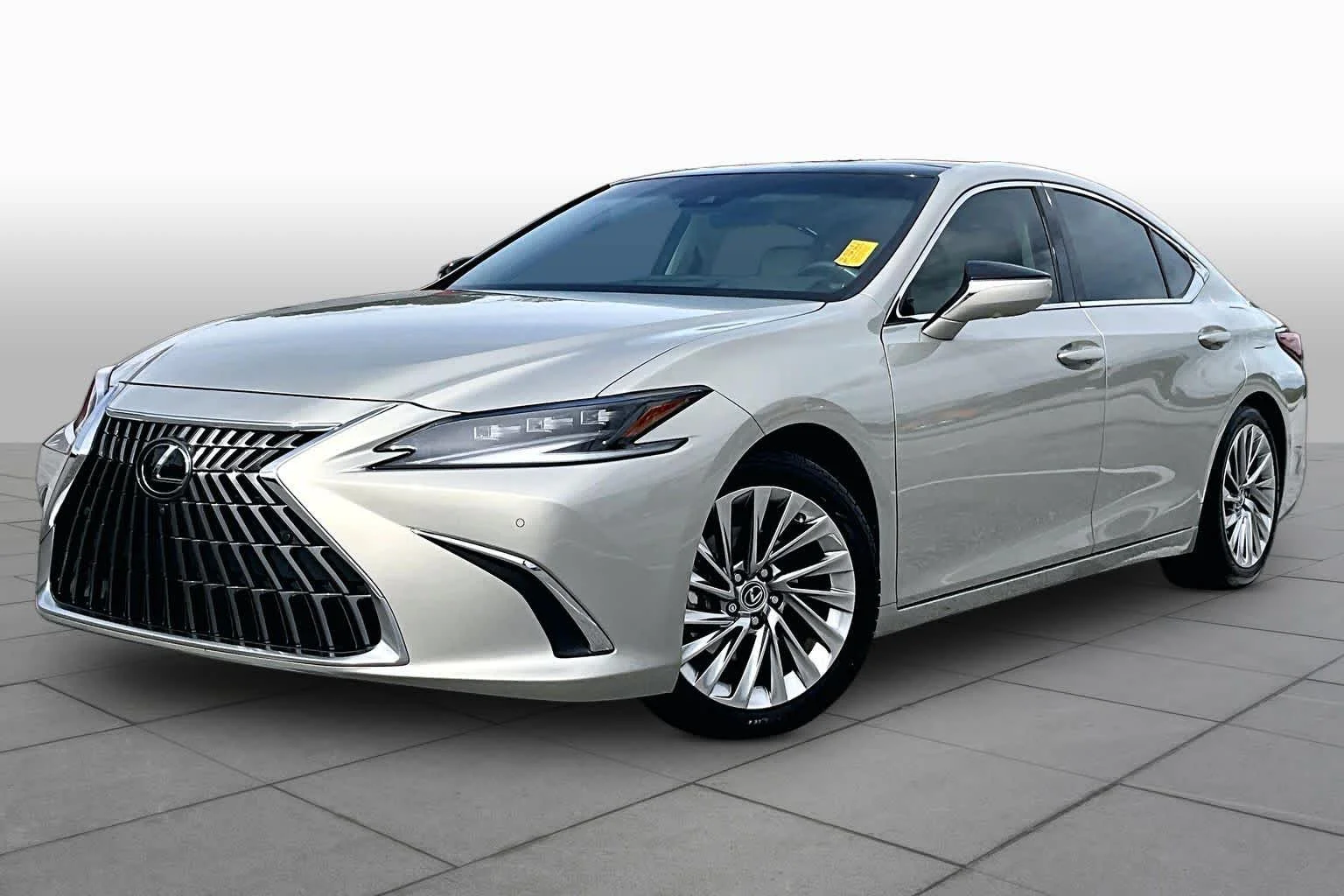 2022 Lexus ES 350 Ultra Luxury
