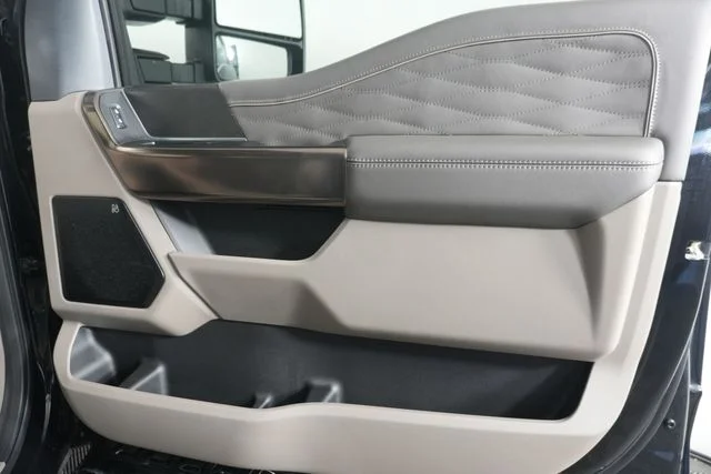 New 2026 Black Ford Platinum image 41