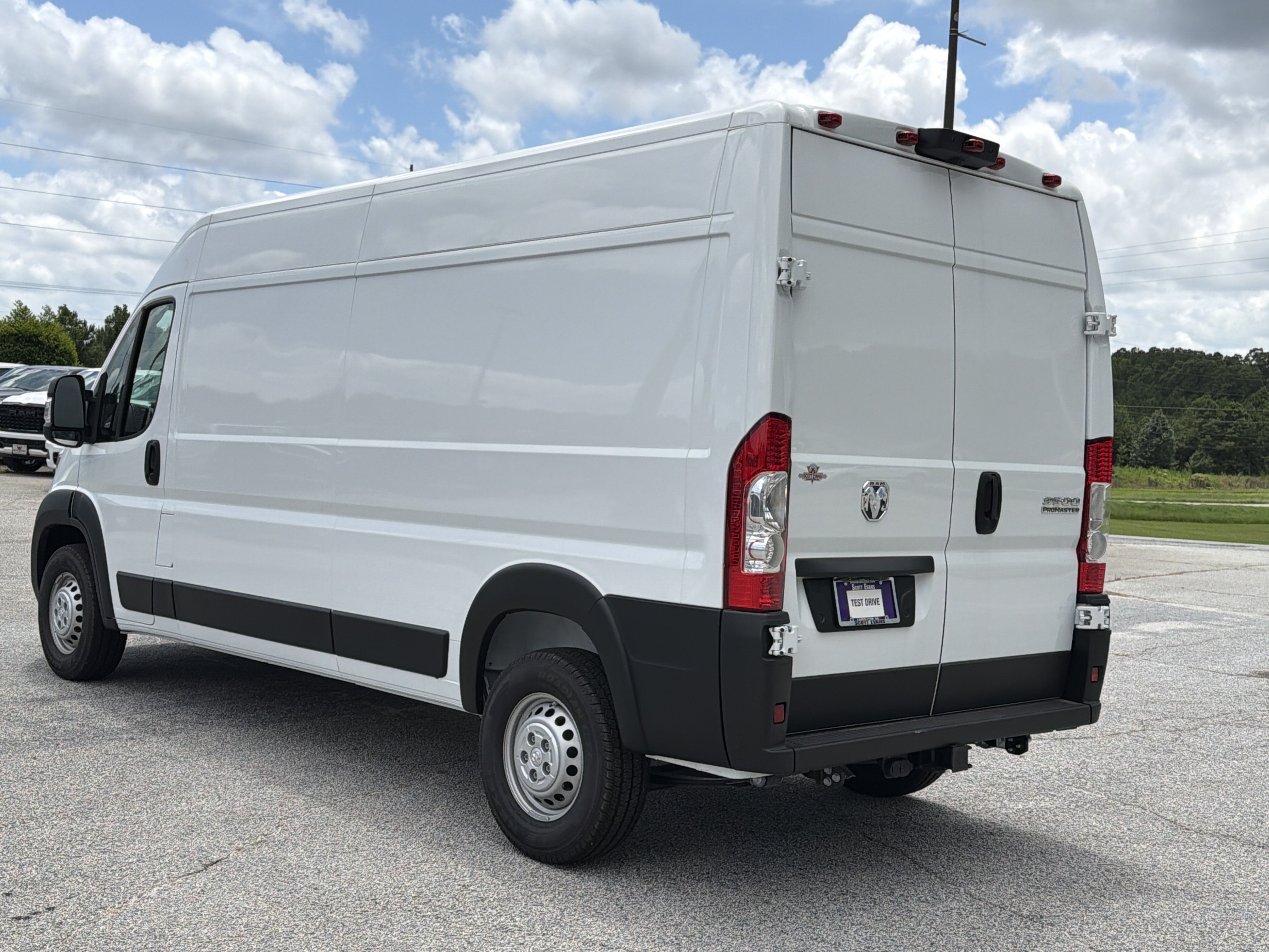 New 2026 Bright White Clearcoat RAM Tradesman image 6
