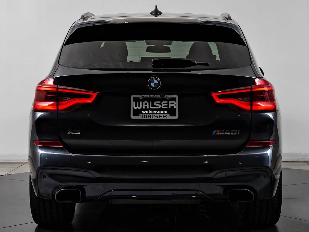 Used 2021 Dark Graphite Metallic BMW M40i image 7
