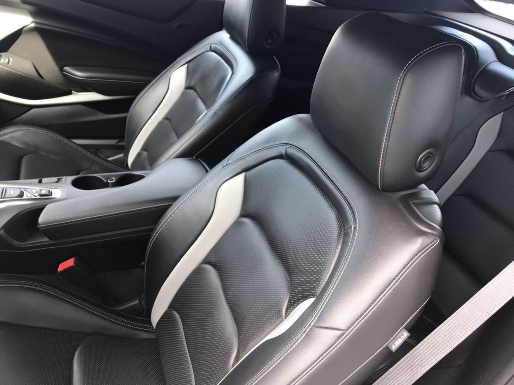 2022 Chevrolet Camaro 2LT - Photo 11