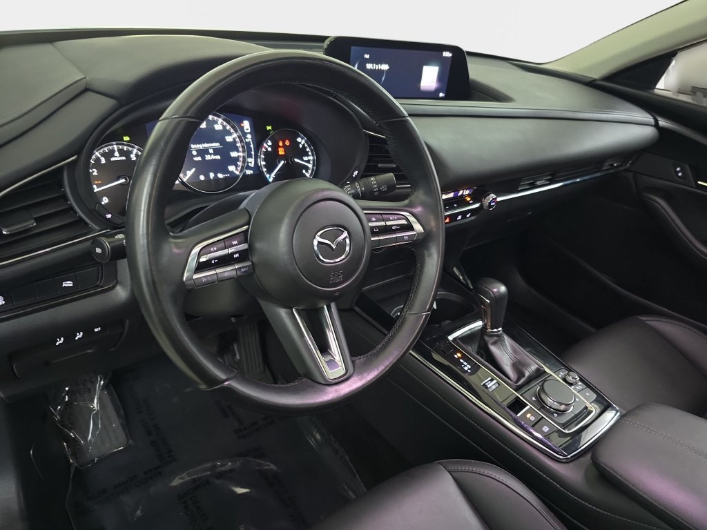 Used 2021 Snowflake White Pearl Mica Mazda Preferred image 18