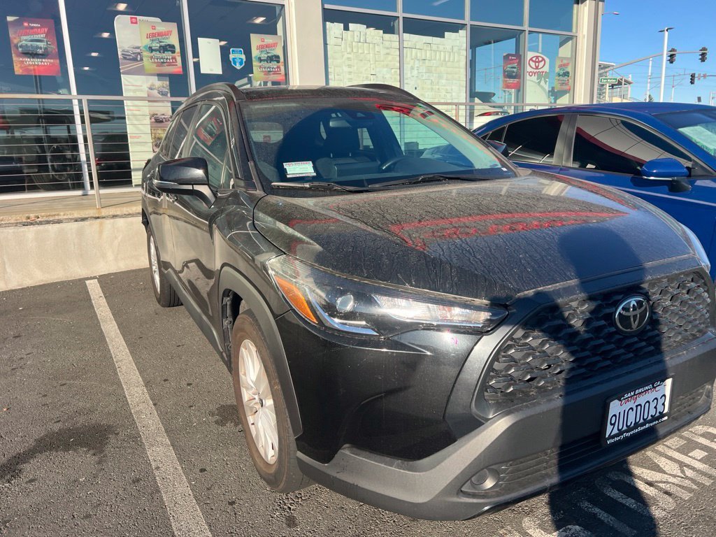 Certified Used 2022 Black Toyota LE image 18