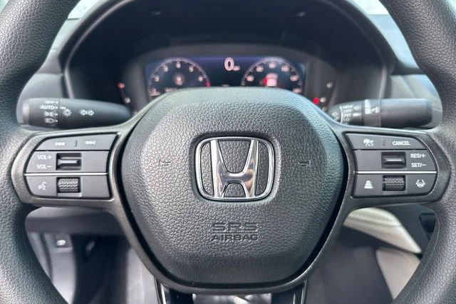 New 2026 Platinum White Pearl Honda LX image 46