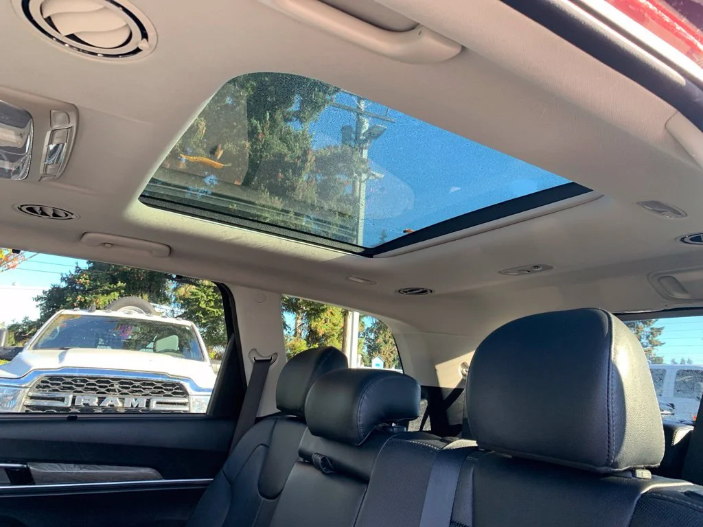 Used 2020 Purple Kia SX image 10