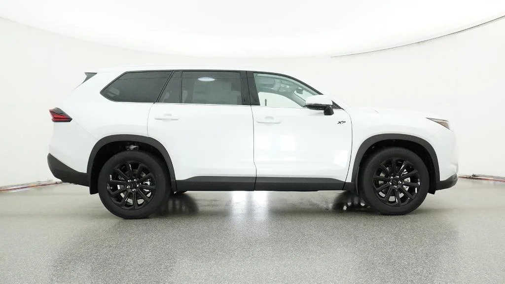New 2026 Wind Chill Pearl Toyota Limited image 13