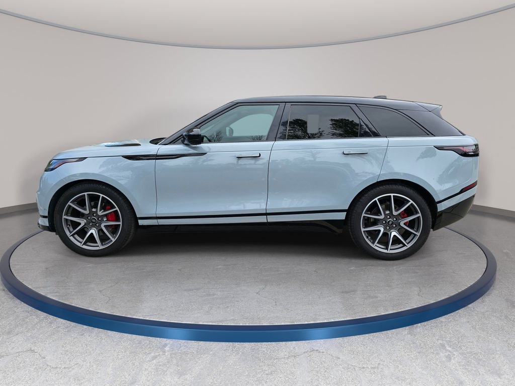 Certified Used 2025 Gray Land Rover Dynamic SE image 8