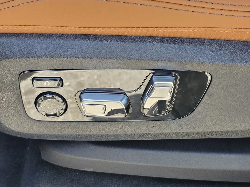 New 2027 Alpine White BMW xDrive40i image 27
