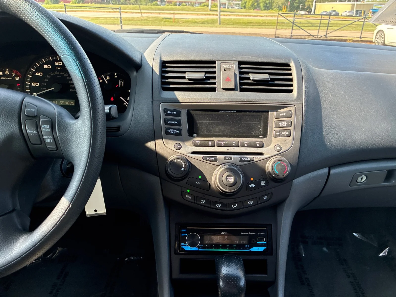 Used 2007 Silver Honda LX SE image 12