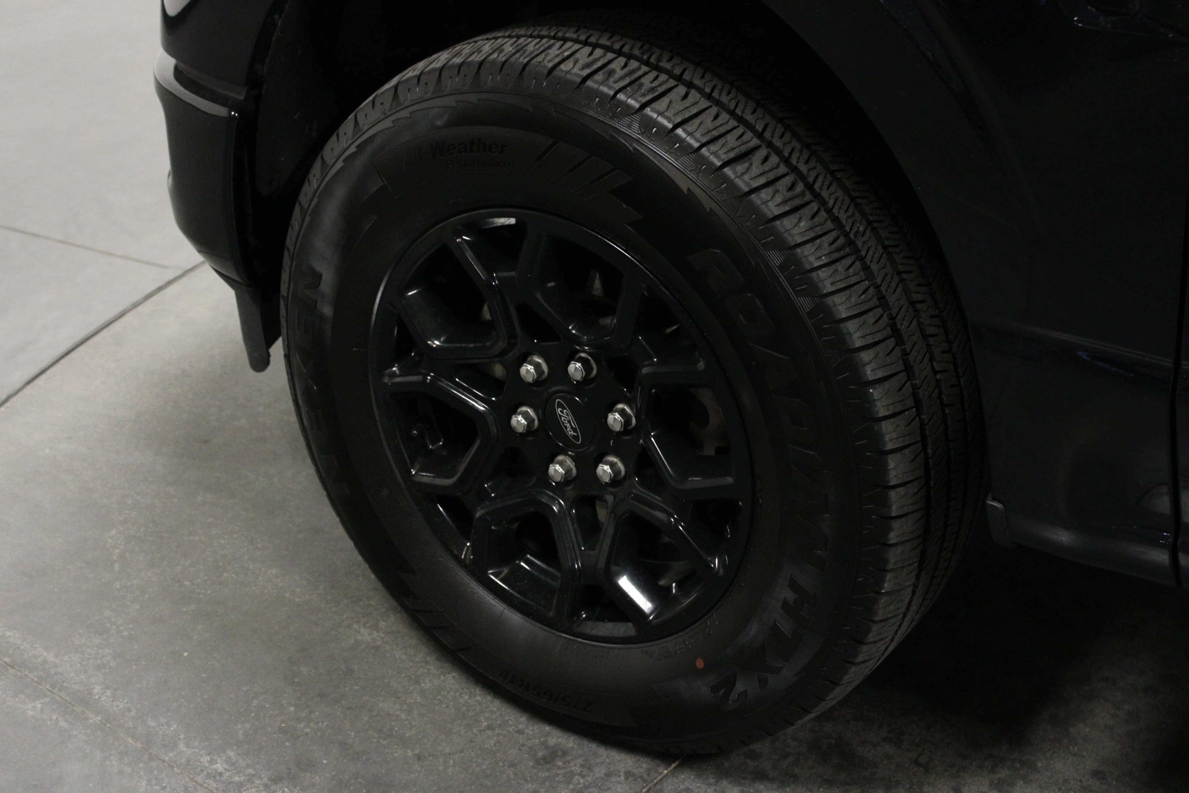 Used 2024 Agate Black Metallic Ford XLT image 10