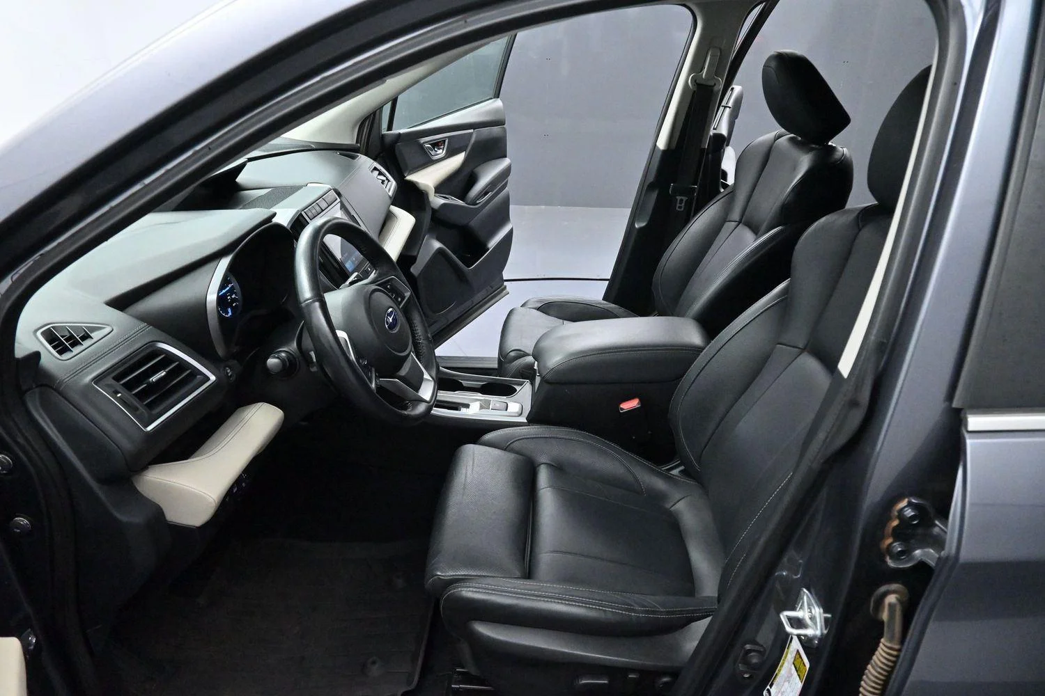Used 2021 Magnetite Gray Metallic Subaru Limited image 12