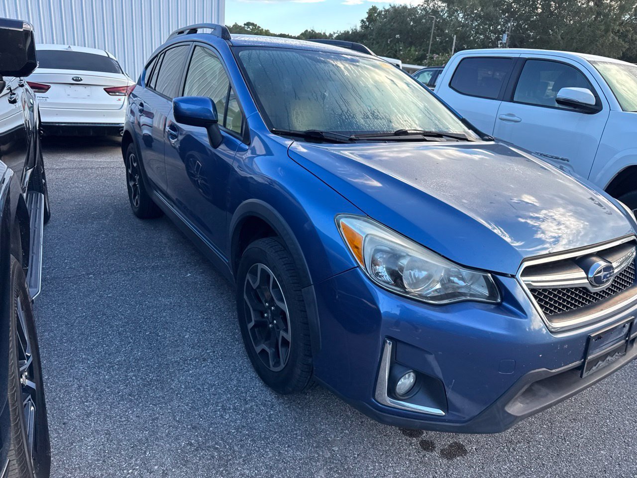 Used 2016 Blue Subaru 2.0i Premium image 4