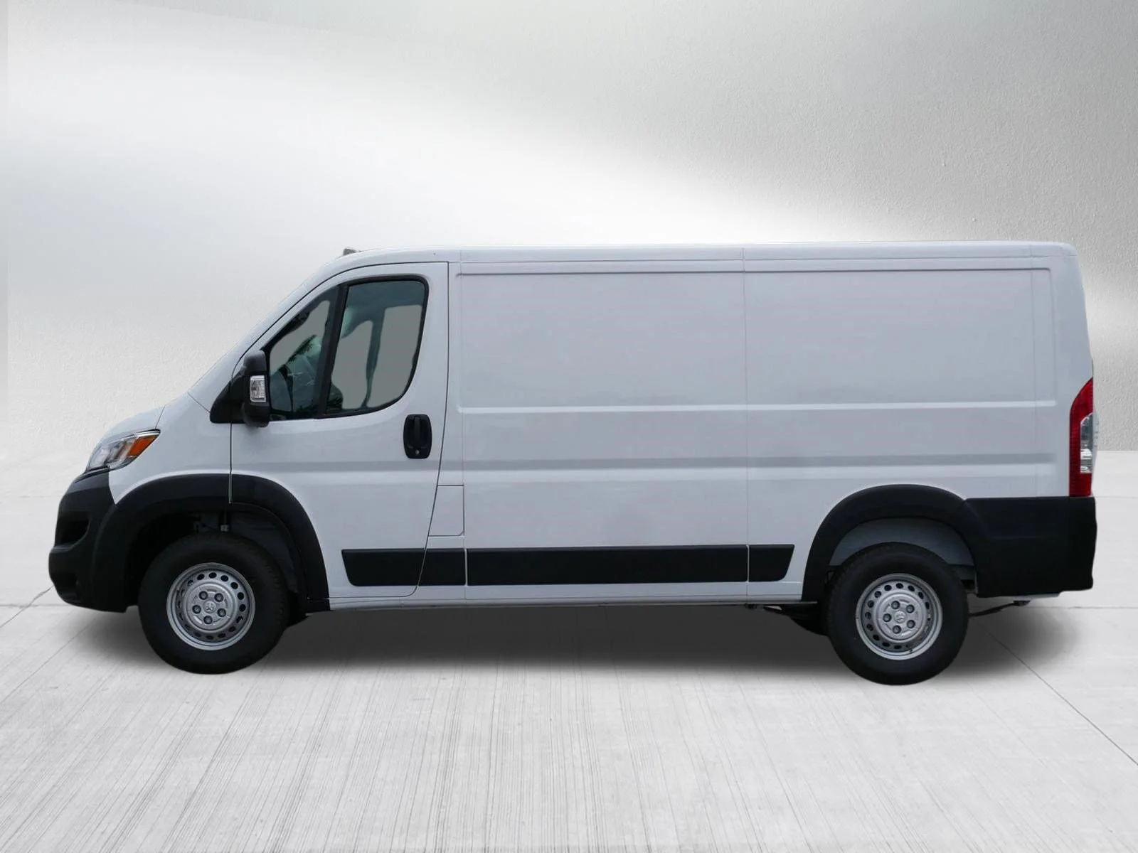 New 2026 Bright White Clearcoat RAM Tradesman image 4