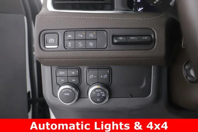 Used 2024 White GMC Denali image 22
