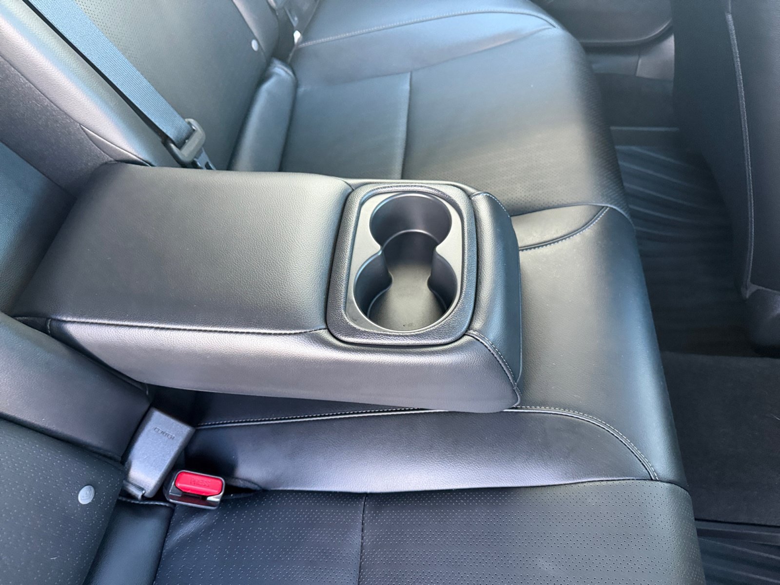 Used 2024 Meteorite Gray Metallic Honda EX-L image 34