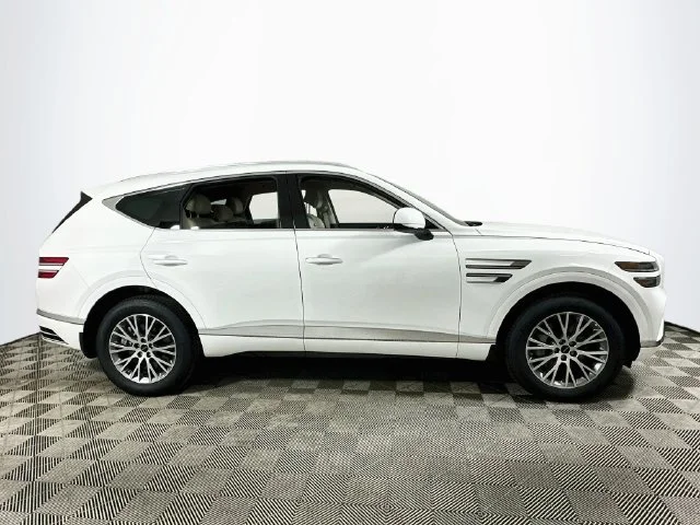 New 2026 White Genesis 2.5T image 3