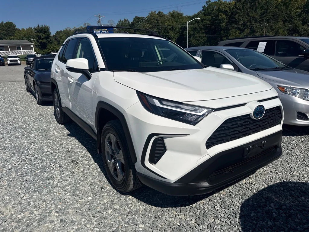 Used 2024 White Toyota XLE image 2