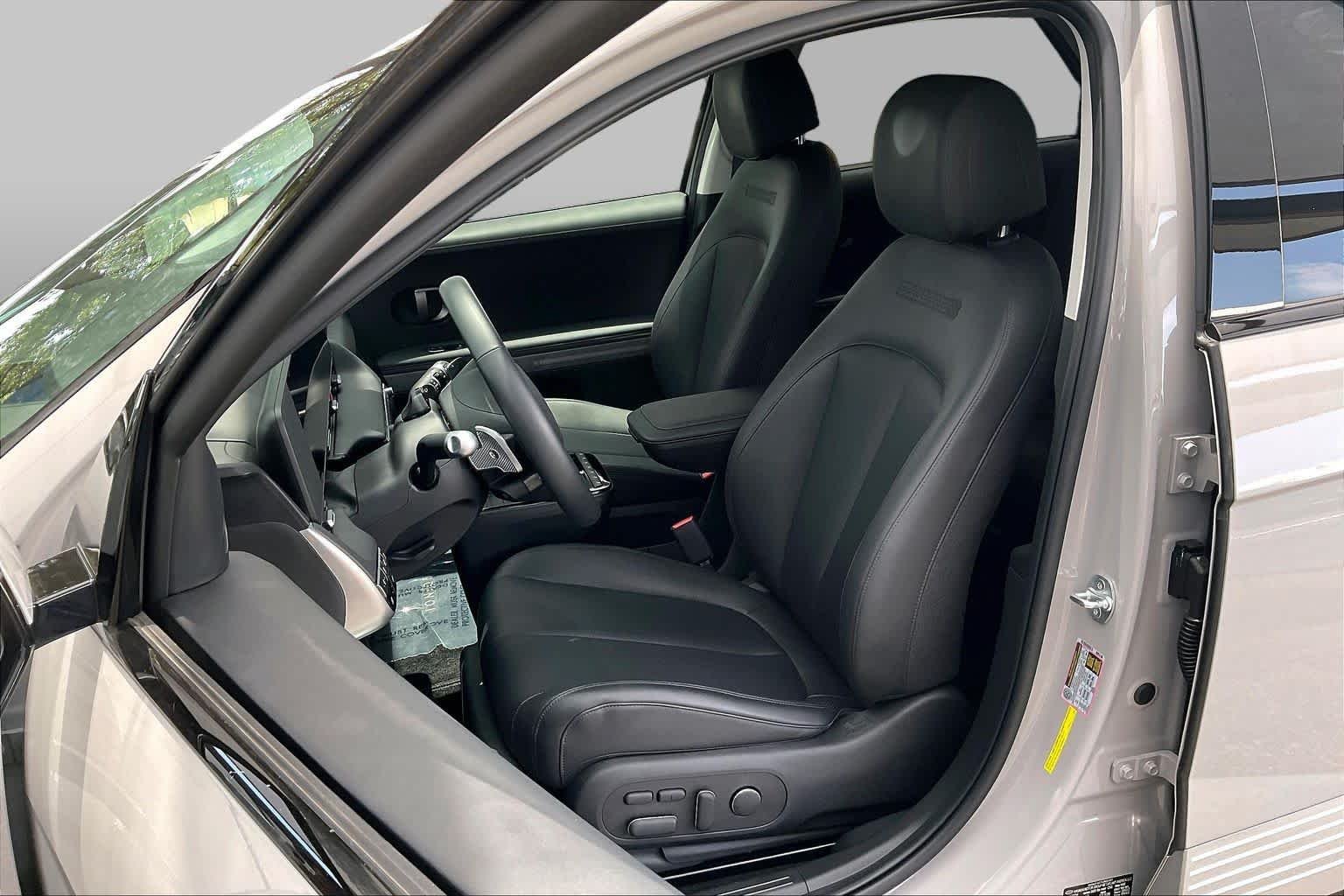 Certified Used 2025 Cyber Gray Hyundai Limited image 7
