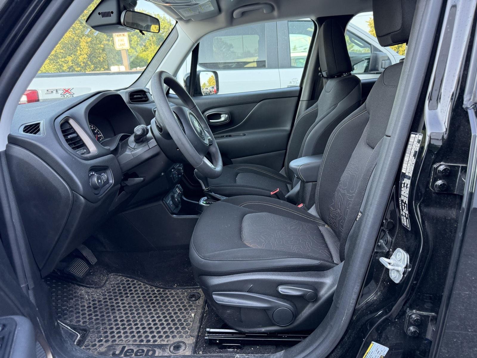 Used 2023 Black Clearcoat Jeep Upland image 4