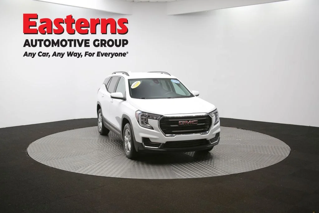 Used 2023 White GMC SLE image 48