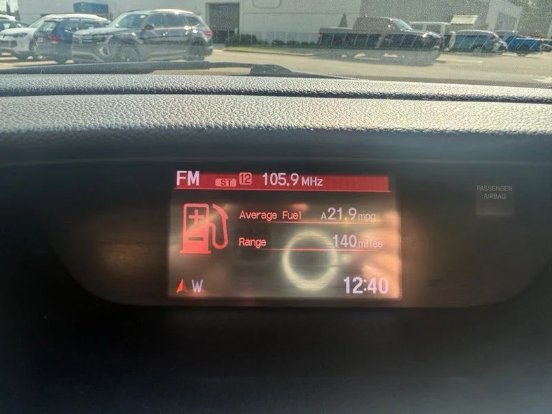 Used 2015  Honda EX image 23